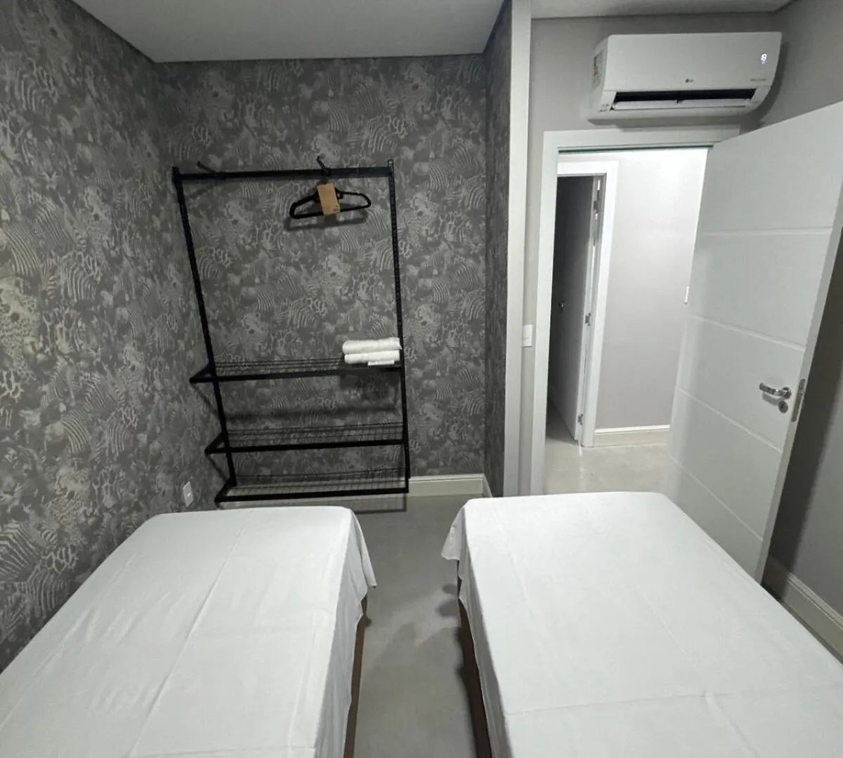 Lindo Apartamento 3 Quartos Sendo 1 Suite Porto Alegre 0*,  Brazil