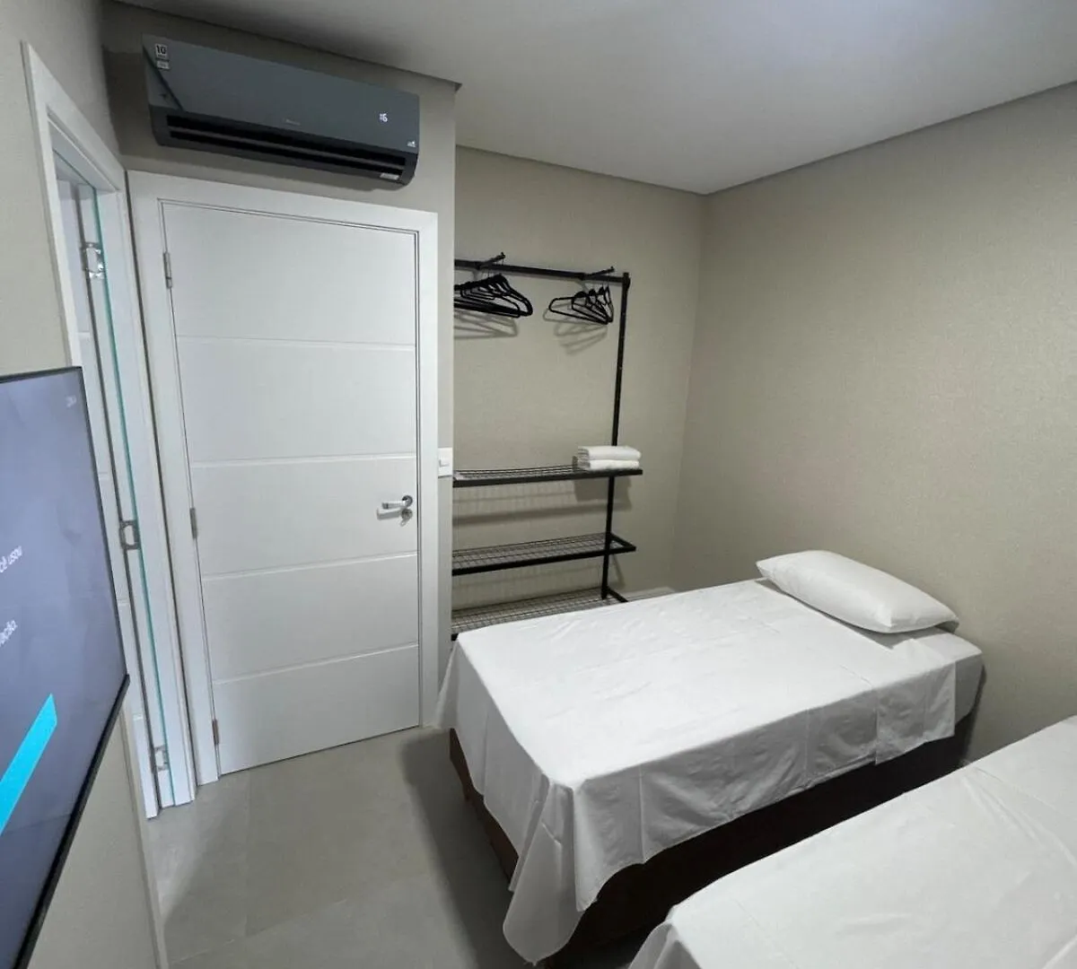 Lindo Apartamento 3 Quartos Sendo 1 Suite Porto Alegre Apartment