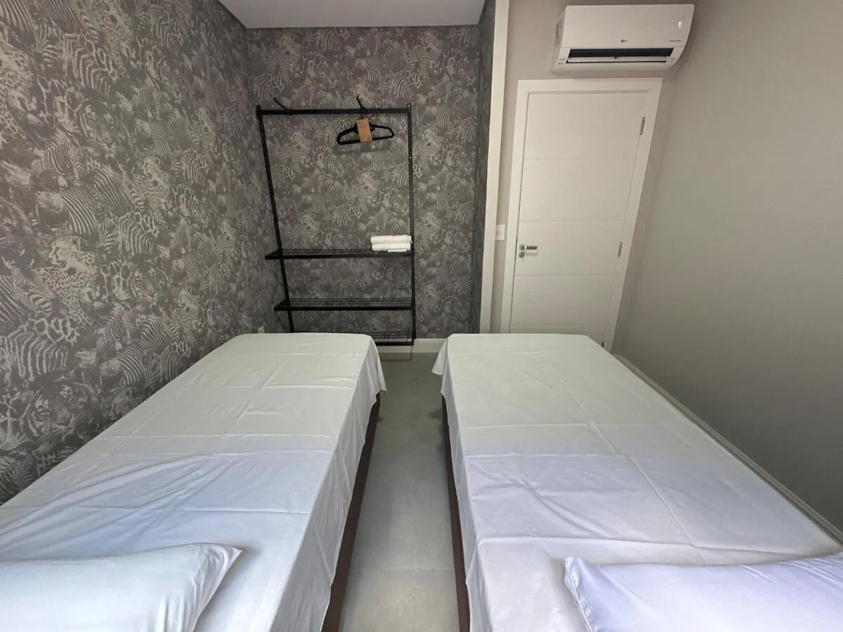 Lindo Apartamento 3 Quartos Sendo 1 Suite Porto Alegre
