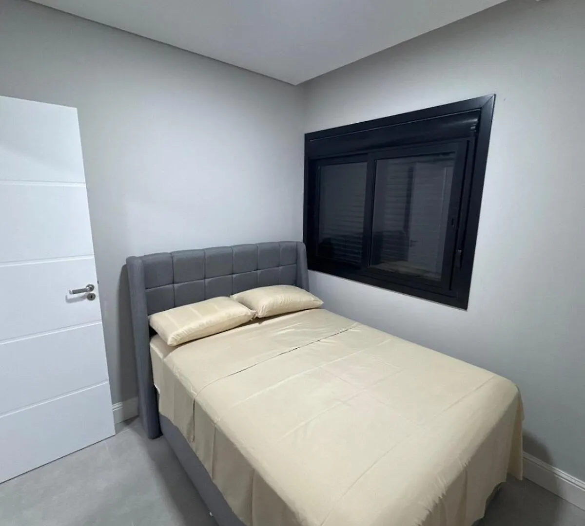 아파트 Lindo Apartamento 3 Quartos Sendo 1 Suite 포르투알레그리