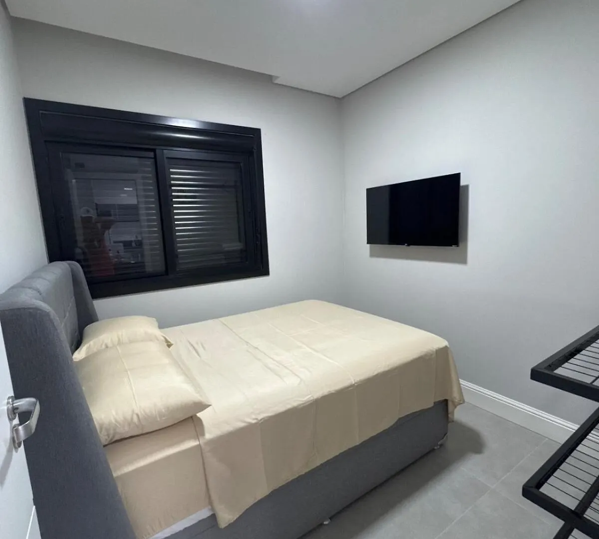 Lindo Apartamento 3 Quartos Sendo 1 Suite 포르투알레그리 0*,  브라질